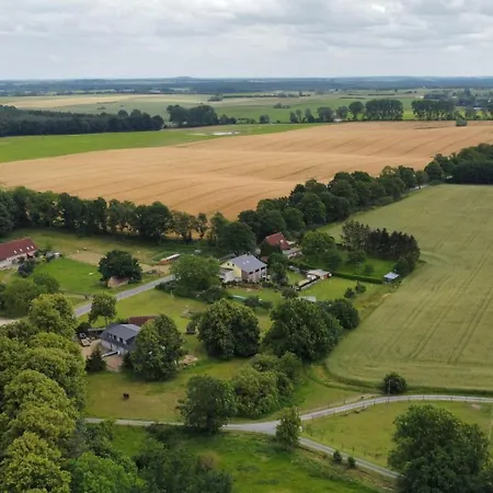 Daire Wittkatis, Laendlich, Naehe Schweriner *